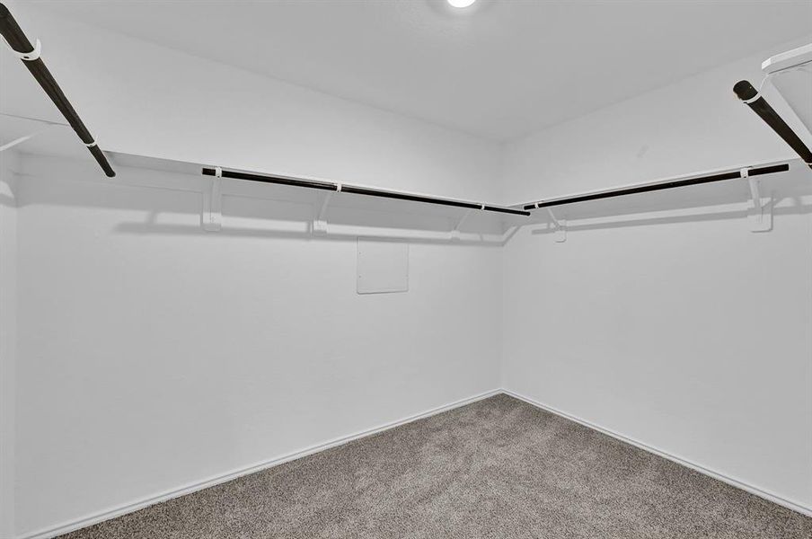 Huge Owners Suite Walk In Closet! **Image representative of plan only and may vary as built**