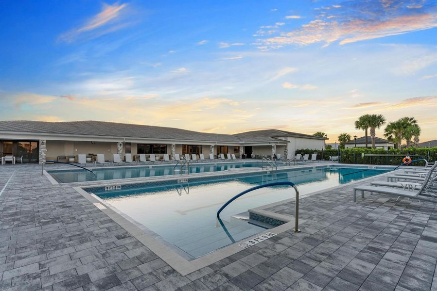 Relaxing Pool