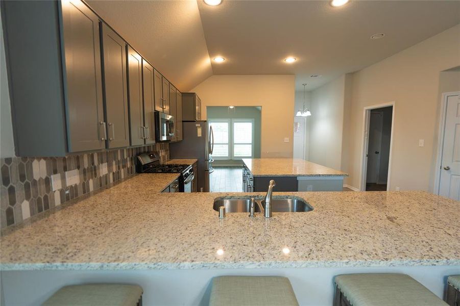 Beautiful granite counter tops.