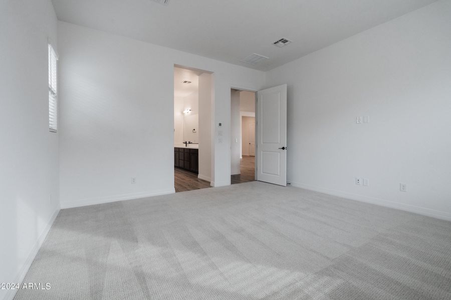 Madera Lot 166 - Primary Suite-002