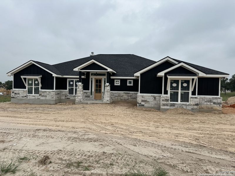 New construction Single-Family house 105 Hondo Vista, La Vernia, TX 78121 - photo