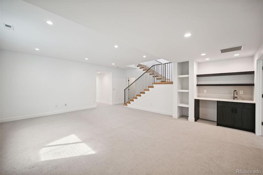 Massive Basement with Wet Bar