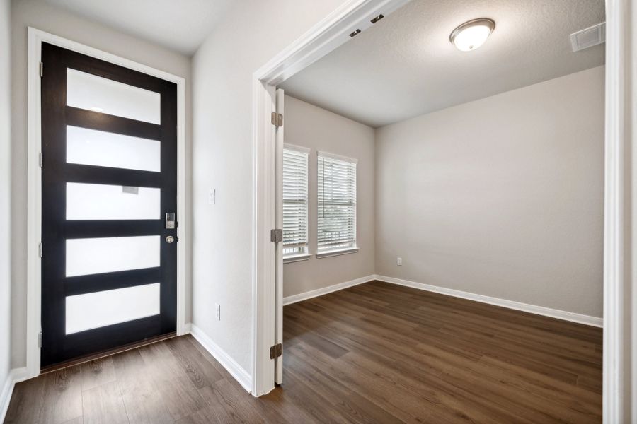 Entry in the Reynolds floorplan at a Meritage Homes community.