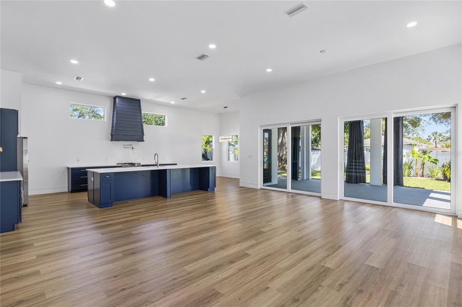 Living Room Kitchen Combo