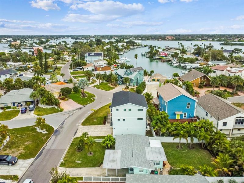 Intracoastal water directly across the street. Water views from lanais and bedrooms!