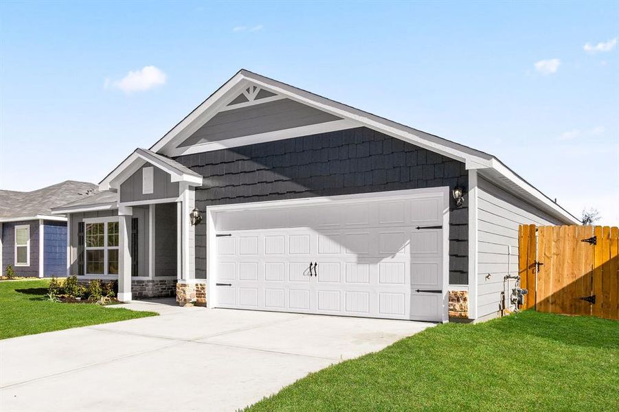 This Single-Story Home features three bedrooms/ two bathrooms.