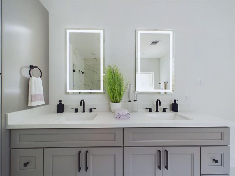 Primary bedroom - double vanity