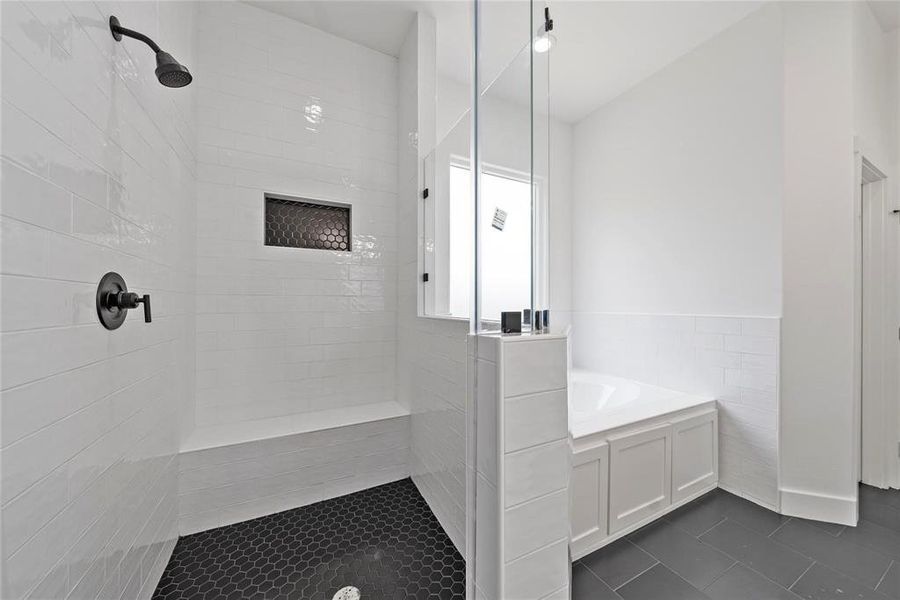 Shower and tub in primary bath