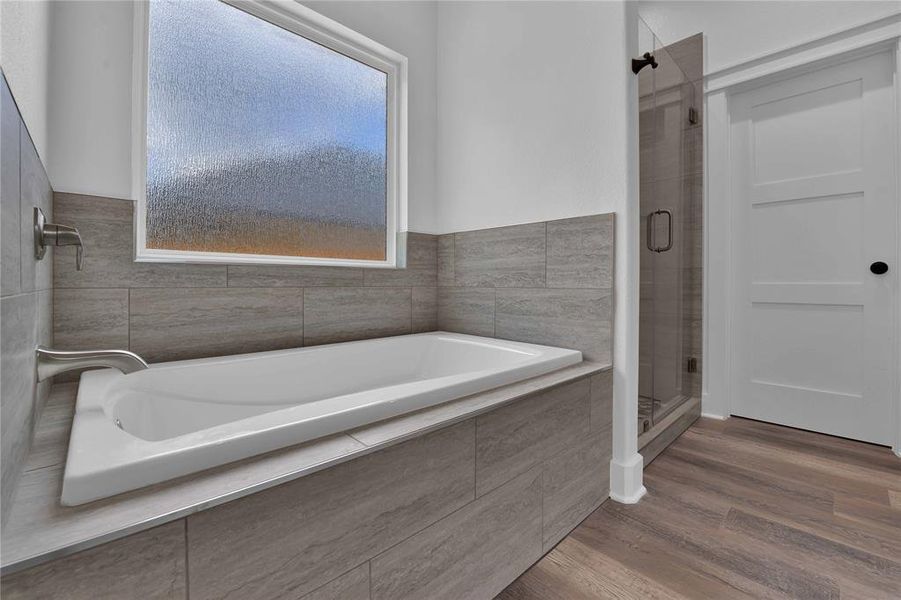 Master Bathroom - Soaker Tub