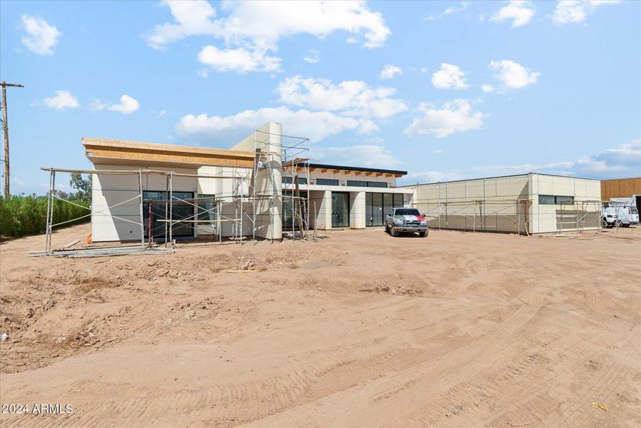 progress photo garages