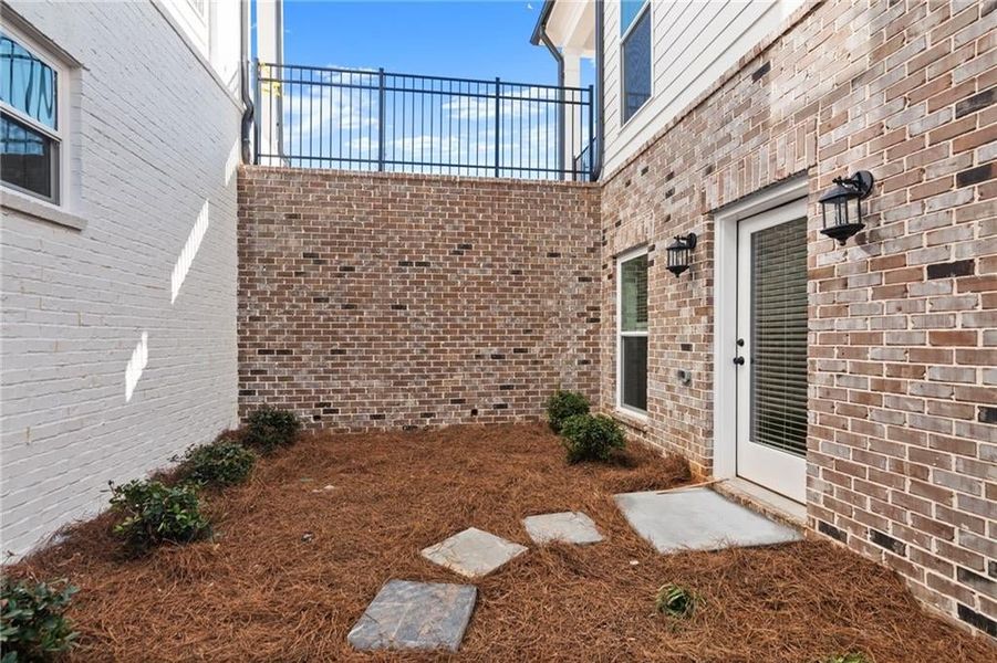 With its separate entrance, occupants can come and go independently without disrupting the rest of the household. NOT actual home. Photos of previously built Grayton floorplan.