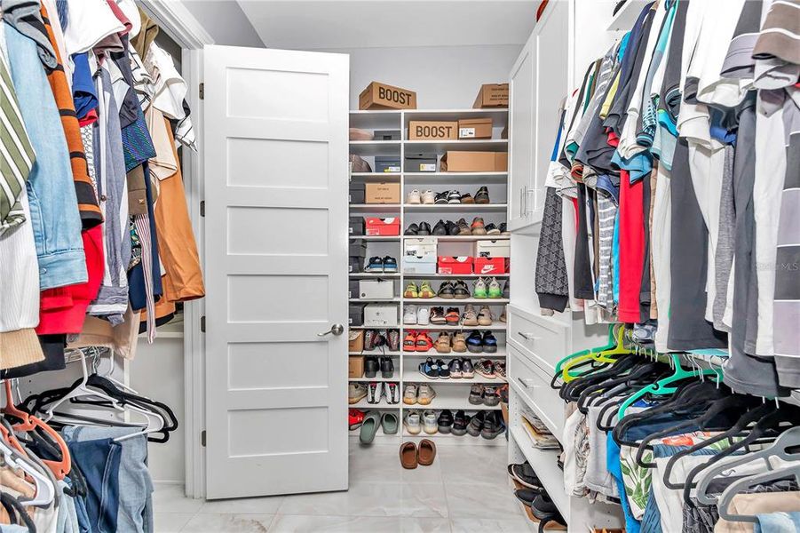 Walk in closet