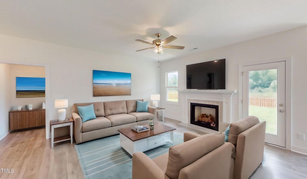 Virtual Staging AI - 70-web-or-mls-140-H