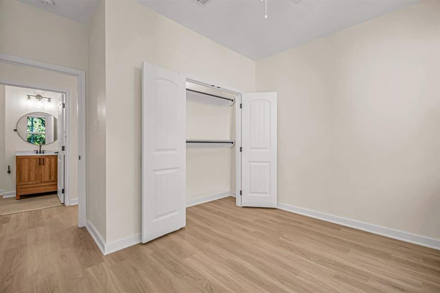 Double door closet in this bedroom.