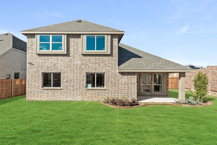 4br New Home in Glenn Heights, TX