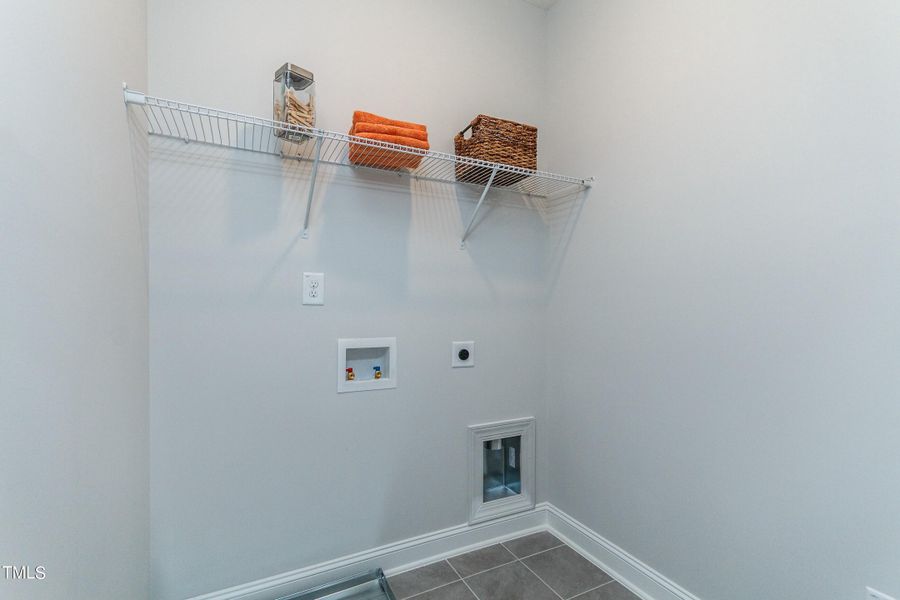 021_Laundry Room