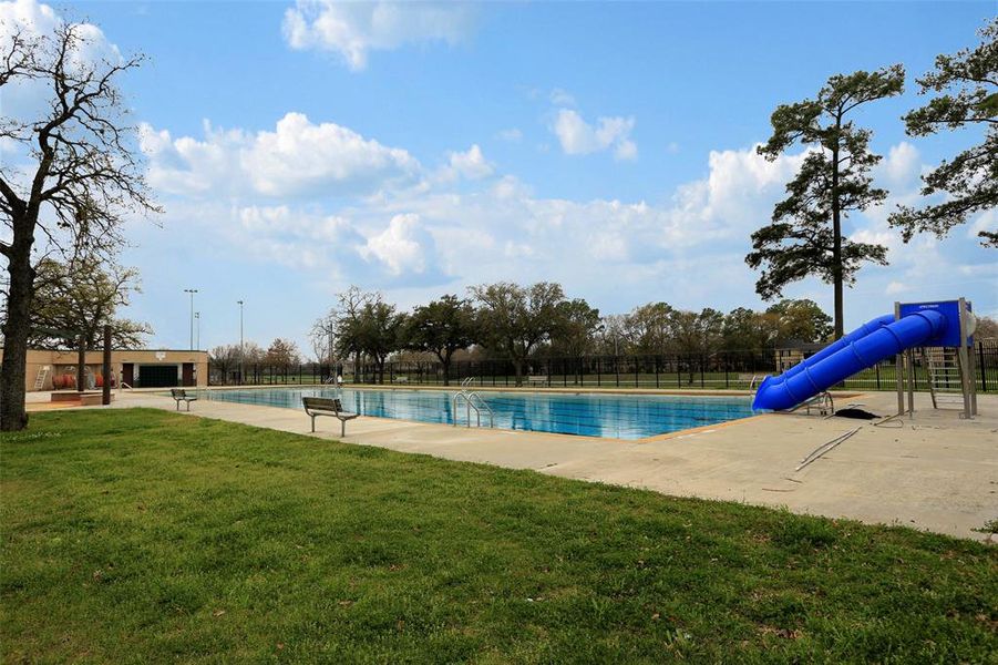 Oak Forest community pool