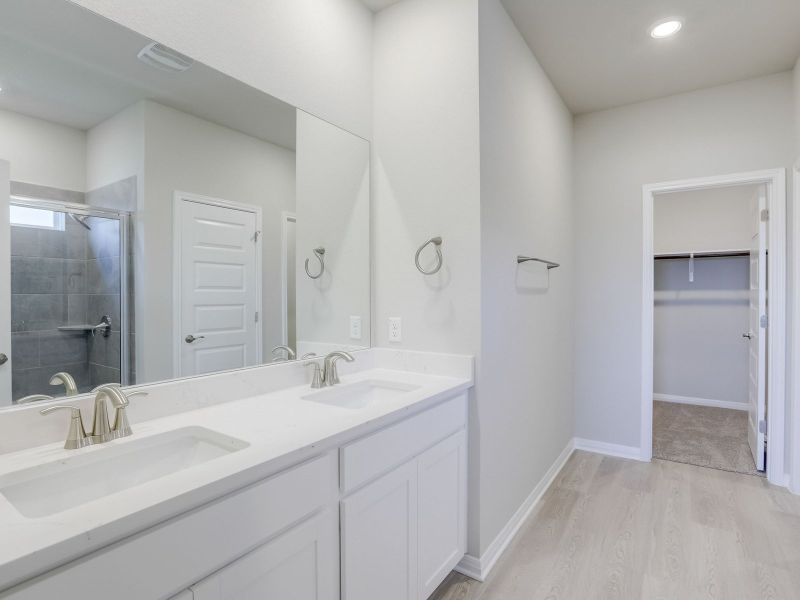 Live in luxury in this primary bathroom.
