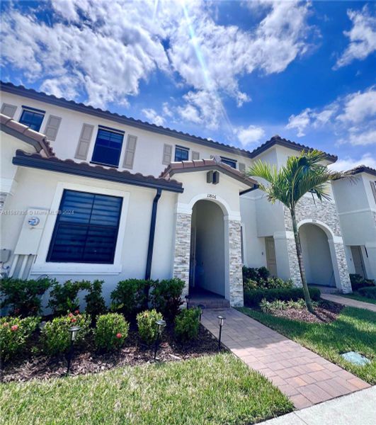 New construction Townhouse house 11806 Sw 246Th Ln, Miami, FL 33032 - photo