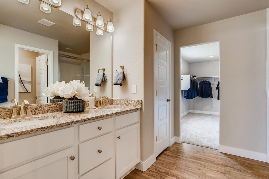 9783 marble canyon way peyton-large-017-009-2nd floor primary bathroom-1500x1000-72dpi