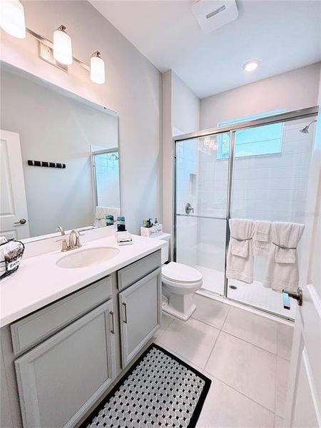 2nd Full Bathroom