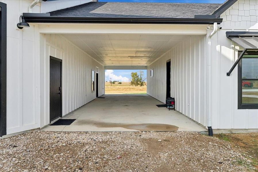 Breezeway in between main house and guest quarters and garage