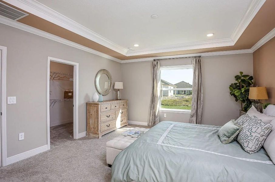 Model Homes- Actual features may vary.
