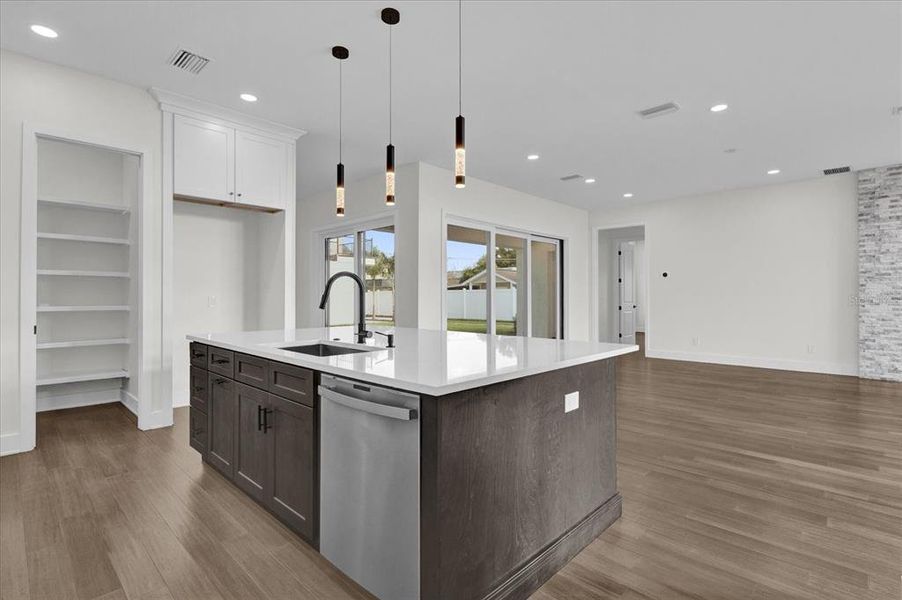 Large walk-in pantry for additional storage