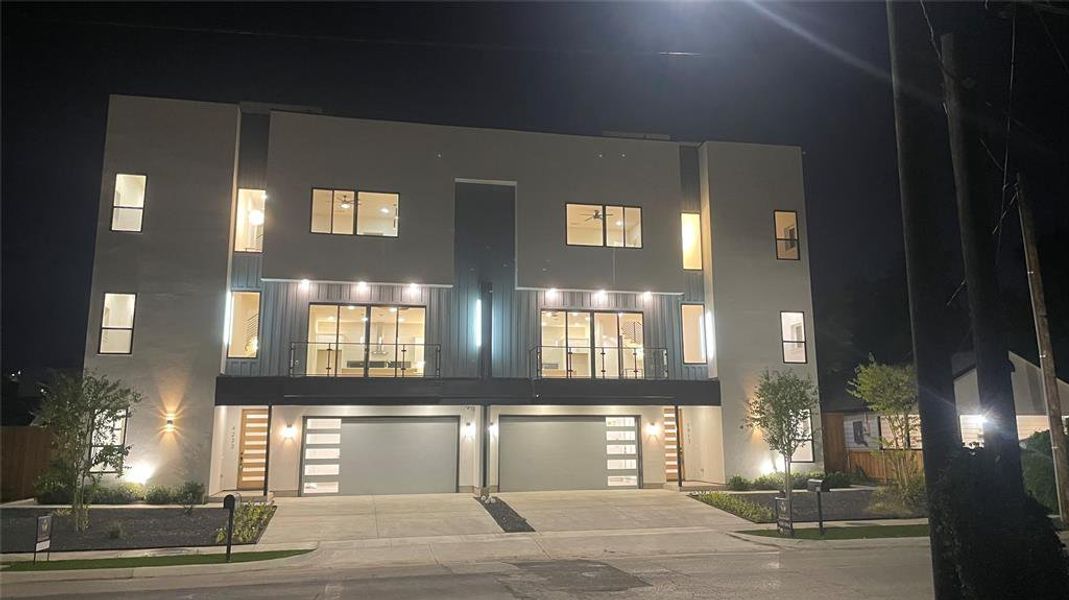 Contemporary house with a garage