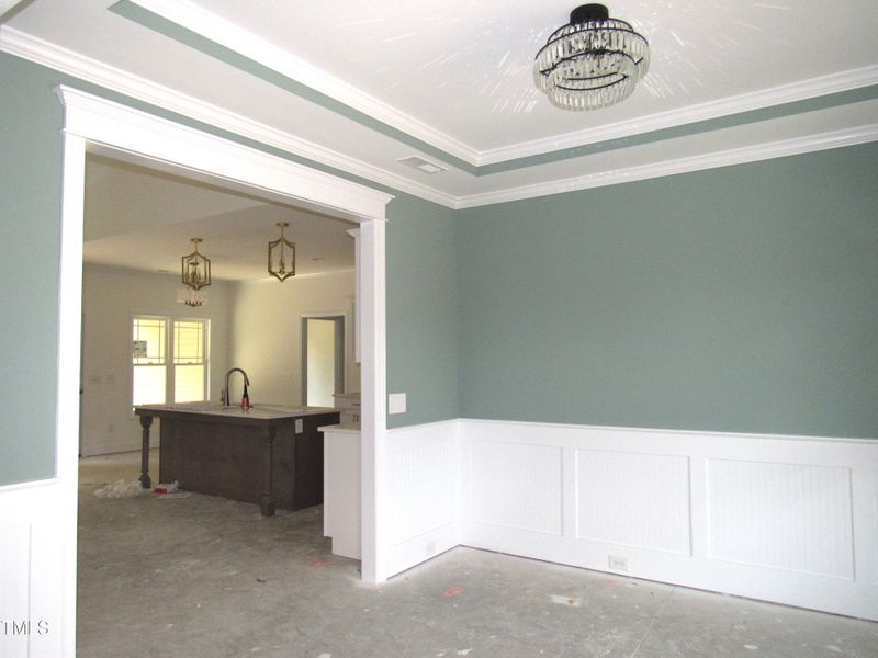 Dining Room with tray ceiling