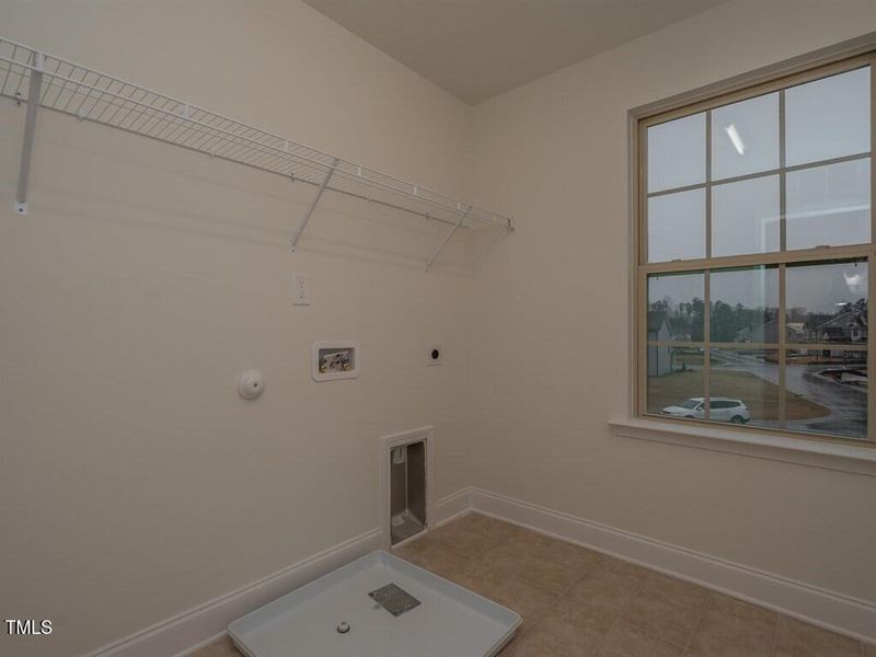 016_Laundry Room