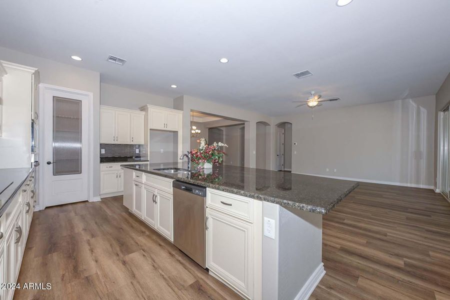 Kitchen-Great Room