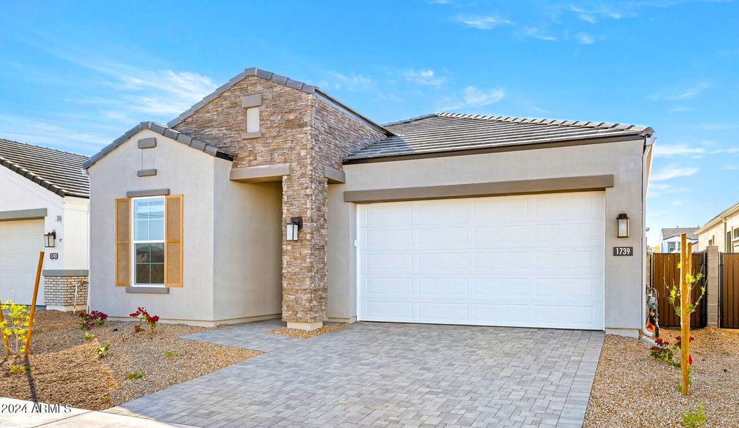 New construction Single-Family house 1739 E Northwood Drive, Phoenix, AZ 85024 Blackbird- photo