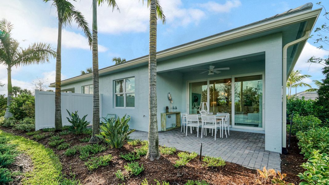 Backyard and Covered Lanai