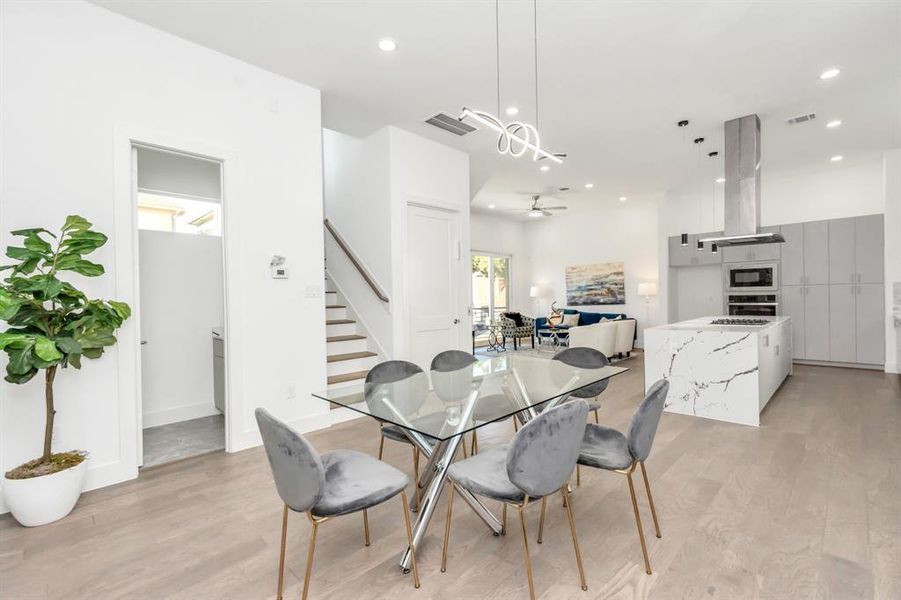 Dinning area, living room and kitchen.