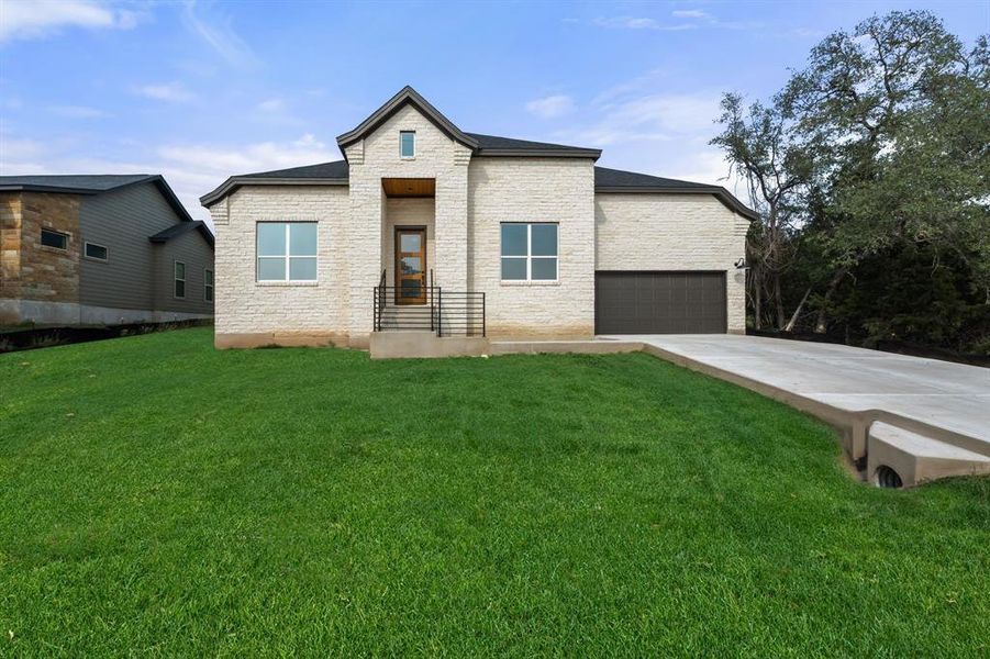 New construction Single-Family house 526 Coventry Rd, Spicewood, TX 78669 - photo