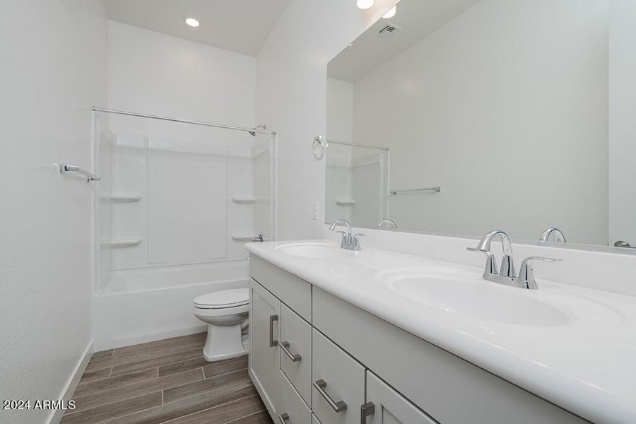 Tri Pointe Sentinel 12 - Bathroom 3-1MLS