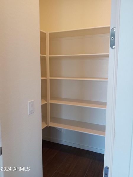 Walk-in Pantry