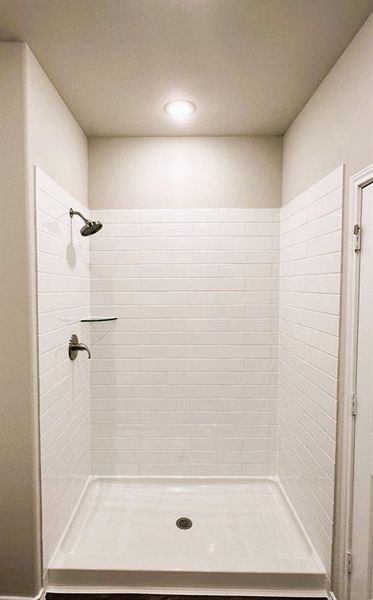 Check out your oversized master shower