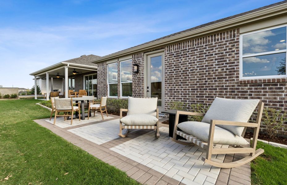 Spacious back patio