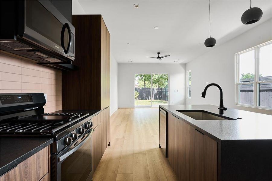 Modern and sleek kitchen