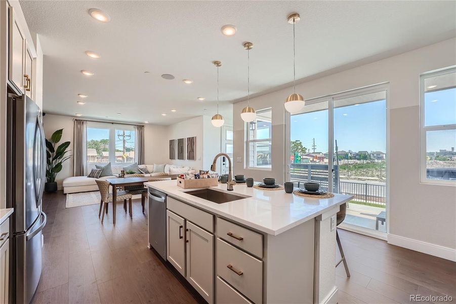 Quartz counters throughout