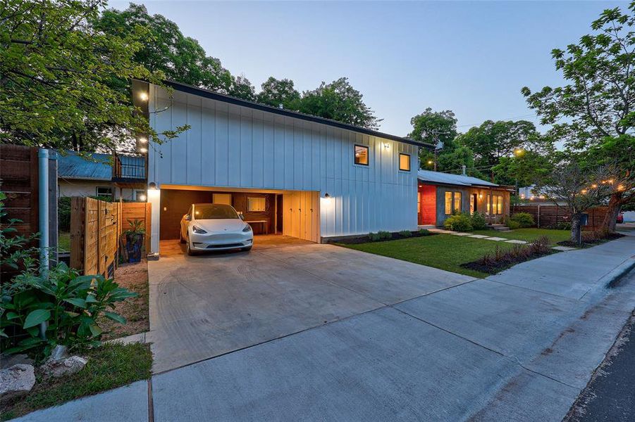 Complete with a Level 2 Tesla charging station and a wall of secure storage, this home has so very much to offer.94 San Saba St Austin TX 78702 MLS# 7207900
