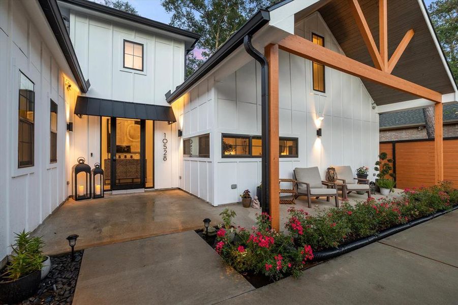 Modern Farmhouse style with front porch