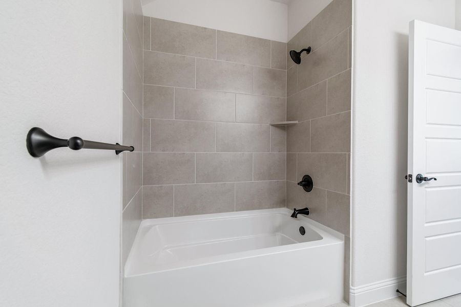 Bathroom | Concept 2972 at Lovers Landing in Forney, TX by Landsea Homes