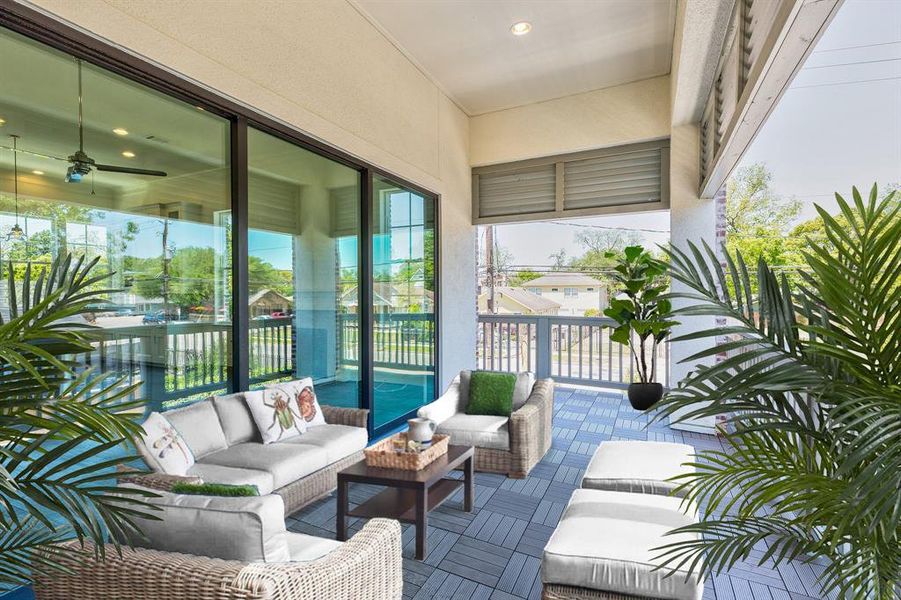 Spacious oversized balcony with gas/water line for grilling and outdoor entertaining