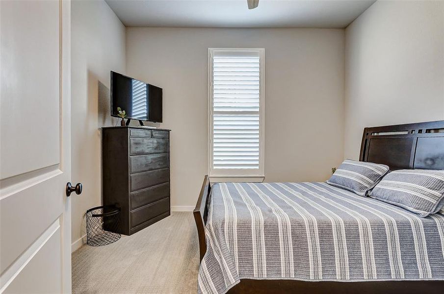 Host guests in the secondary guest room on the first floor.