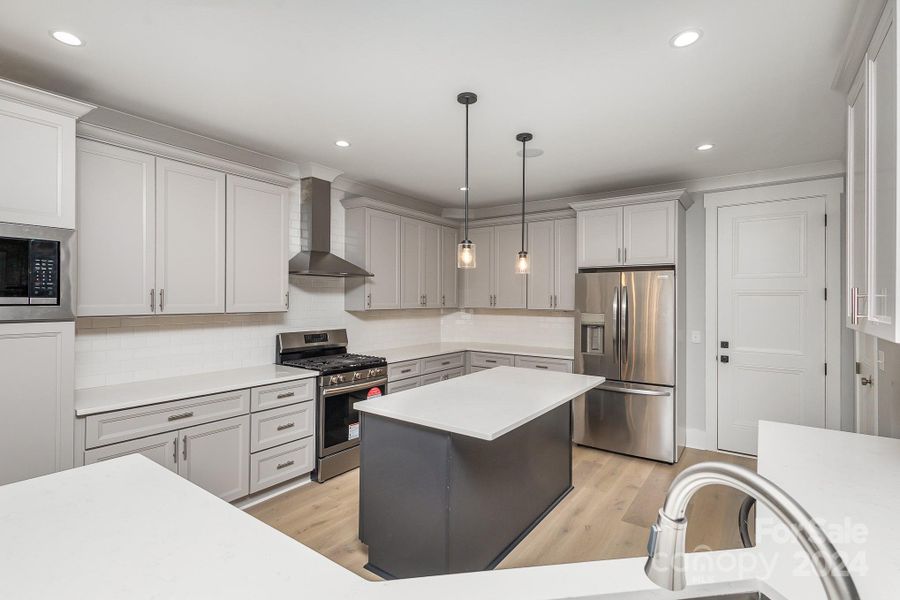 Gorgeous cabinets with soft close feature