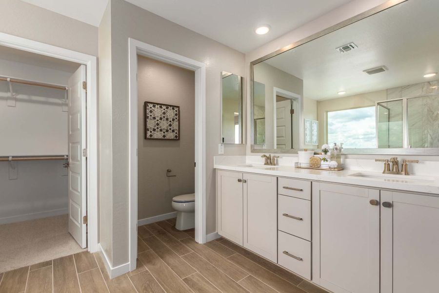 Primary Bathroom | Prescott | The Villages at North Copper Canyon – Valley Series | New homes in Surprise, Arizona | Landsea Homes