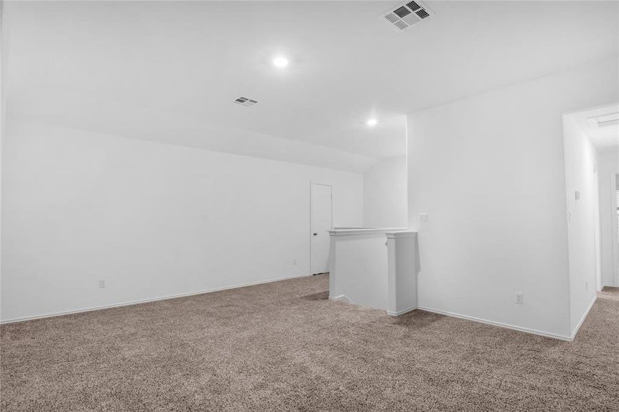Extremely spacious bonus/game/flex room on the second floor. This area of the house would be another great space for entertaining or playing.